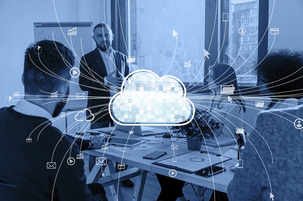 Innovazione delle comunicazioni aziendali con centralini virtuali e cloud PBX.