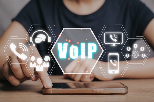 L’impatto delle tecnologie VoIP sulla produttività: casi di successo e strategie per le PMI